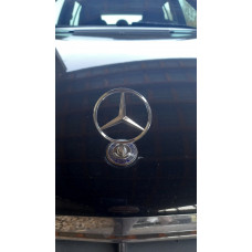 Емблема приціл (з написом) для Mercedes C-class W203 2000-2007 рр