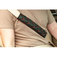 Накидка на ремні безпеки ECO (2 шт, Чорний з червоною ниткою)