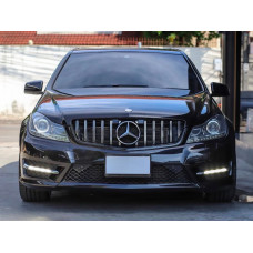 Передня решітка GT Panamericana для Mercedes C-class W204 2007-2015 рр
